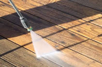 Handyman-Service-Deck-Staining-