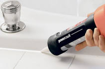 Handyman-Caulking-